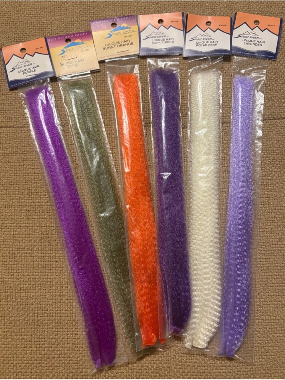 (6) SPIRIT RIVER - ¨Unique Hair¨ - Synthetic Fly Tying Material - NWOT